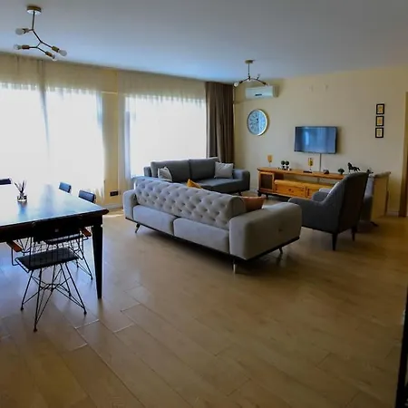 Apartamento Cozy & Stylish 2-bedroom House On Historic Street